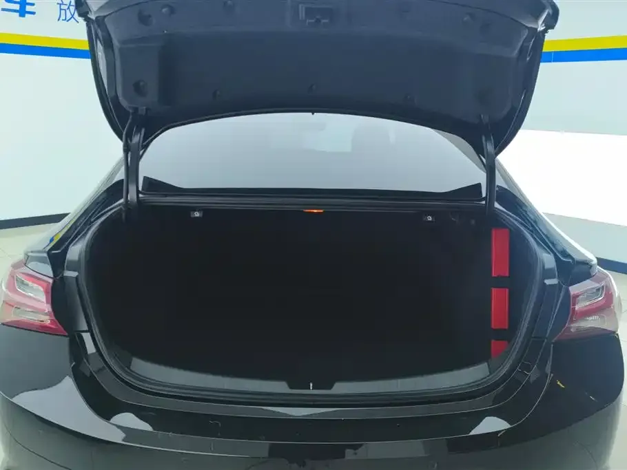 Chevrolet Malibu XL 2021 из CN, фото 10