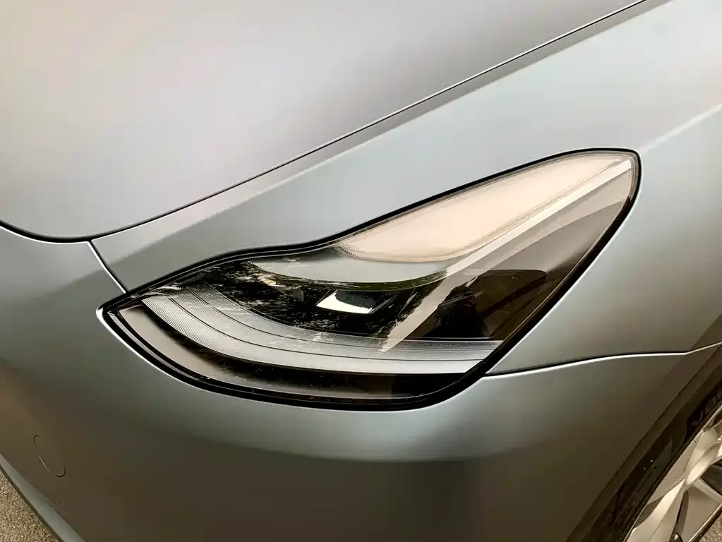 Tesla Model Y 2023 из CN, фото 2