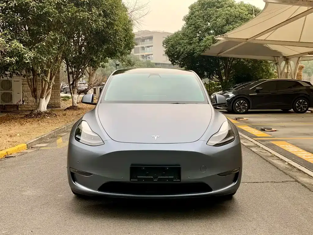 Tesla Model Y 2023 из CN, фото 8