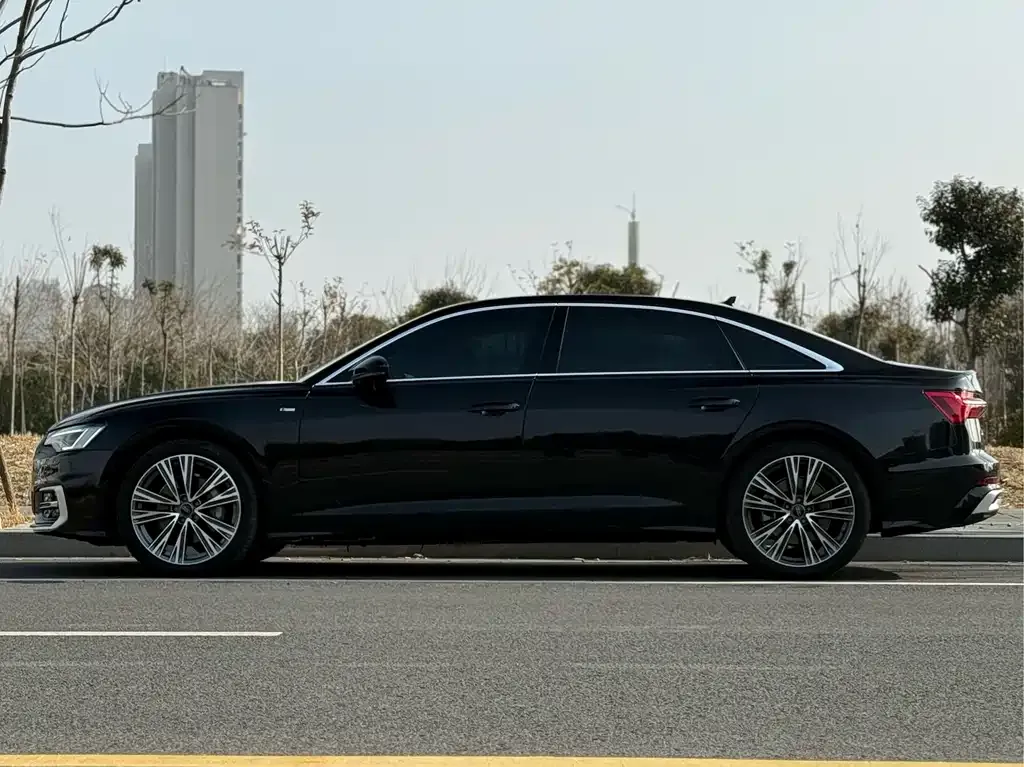 Audi A6L — фото 3