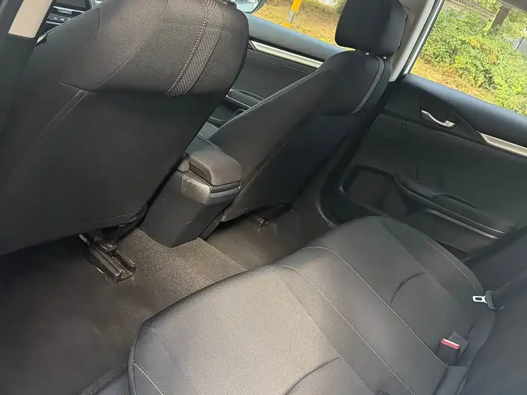 Honda Civic 2021 из CN, фото 5
