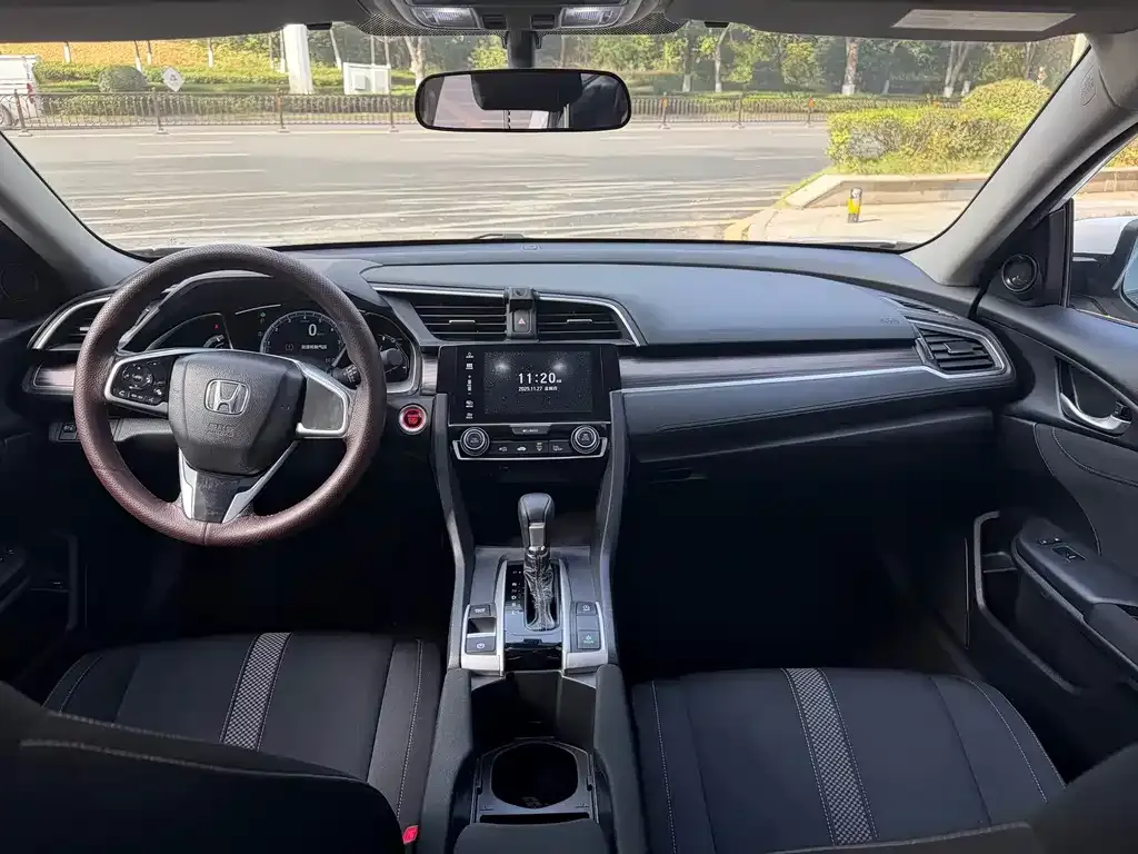 Honda Civic 2021 из CN, фото 3