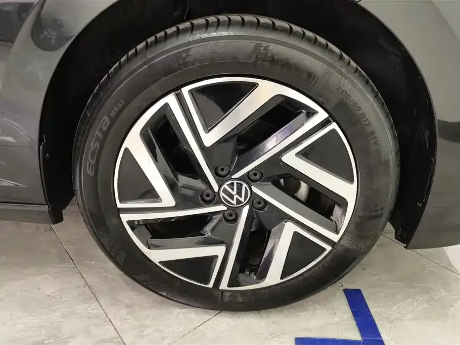 Volkswagen Sagitar 2023 из CN, фото 2