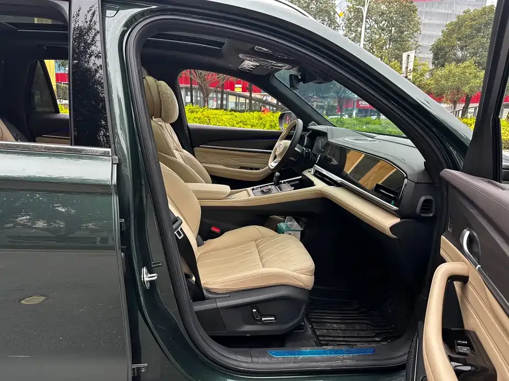 Geely Xingyue L 2025 из CN, фото 2