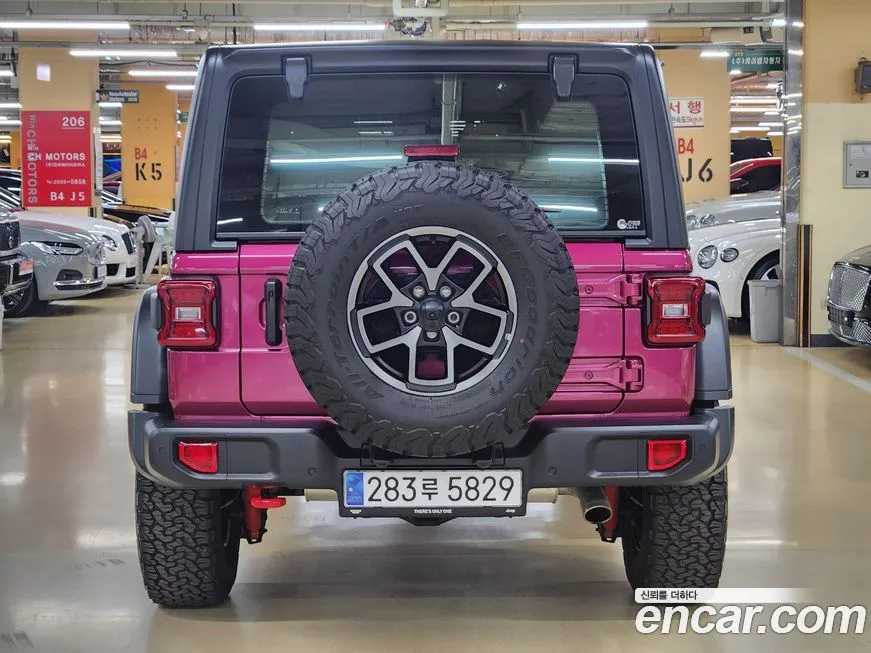 Jeep Wrangler 2024 из KR, фото 2