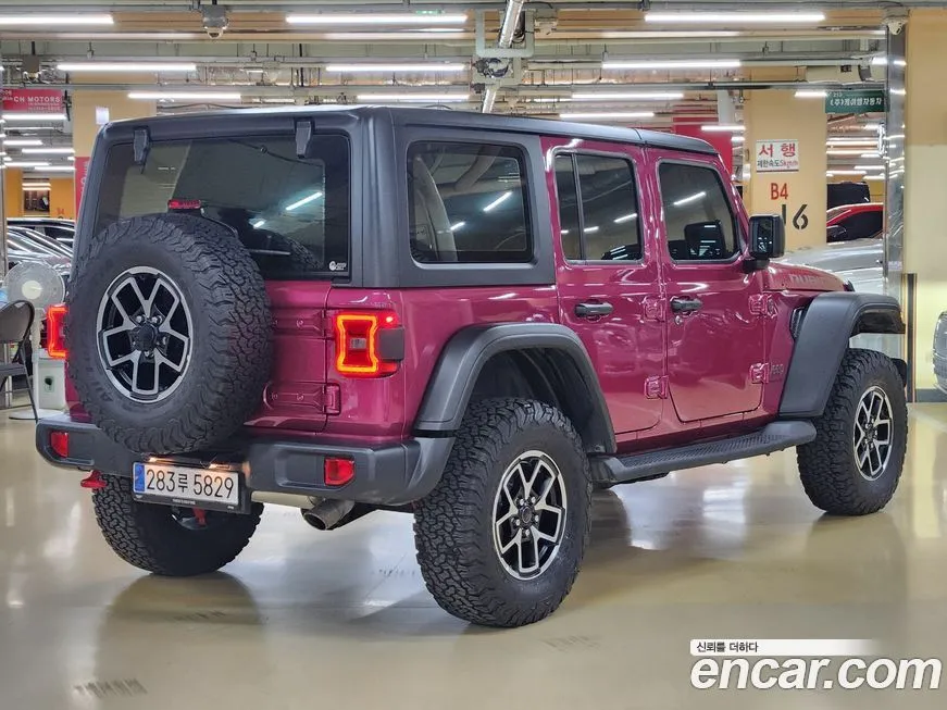 Jeep Wrangler 2024 из KR, фото 9