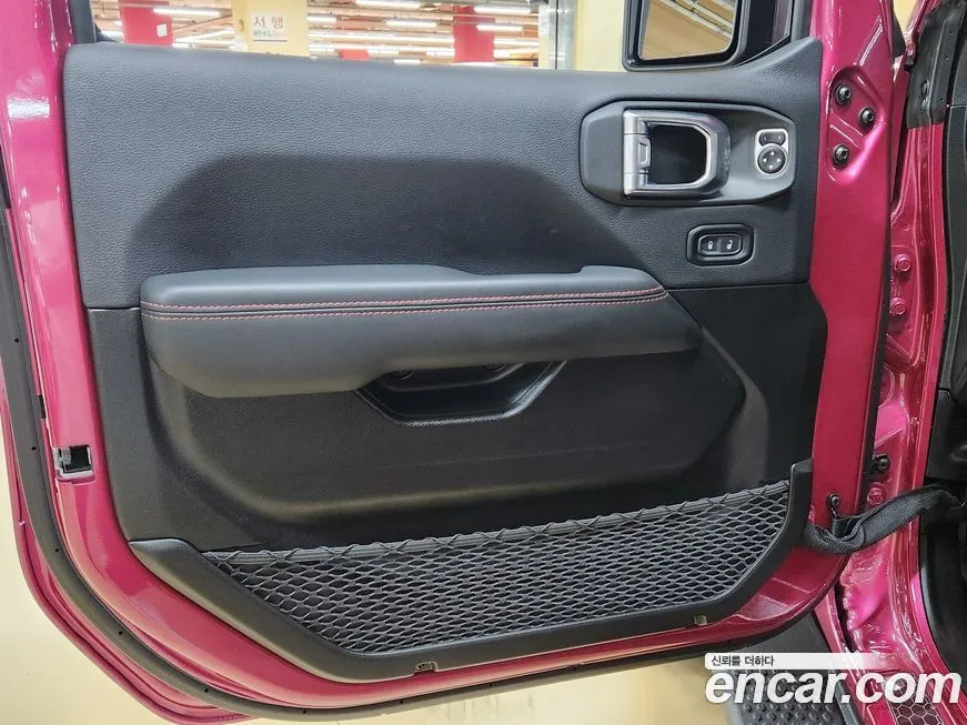 Jeep Wrangler 2024 из KR, фото 6