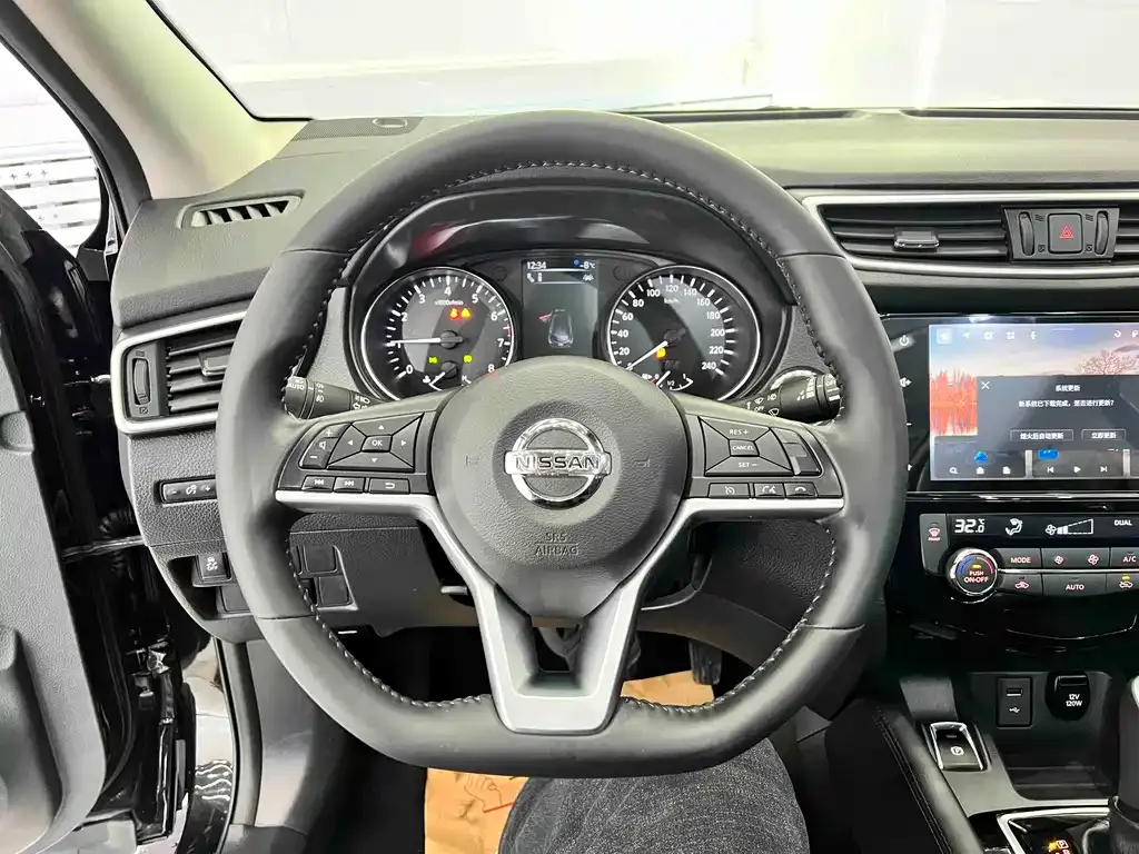 Nissan Qashqai 2023 из CN, фото 6