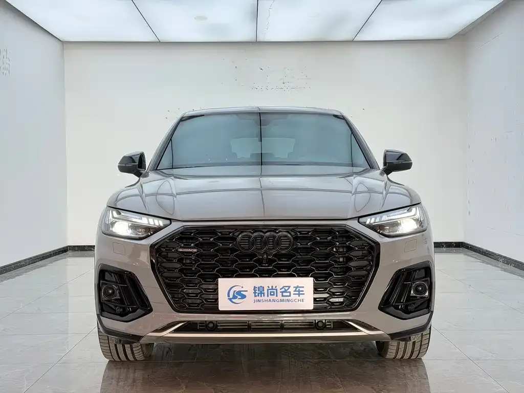 Audi Q5L Sportback 2023 из CN, фото 6
