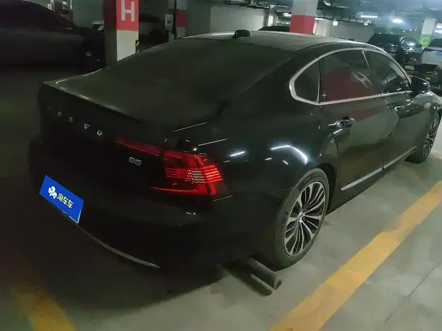 Volvo S90 2023 из CN, фото 3