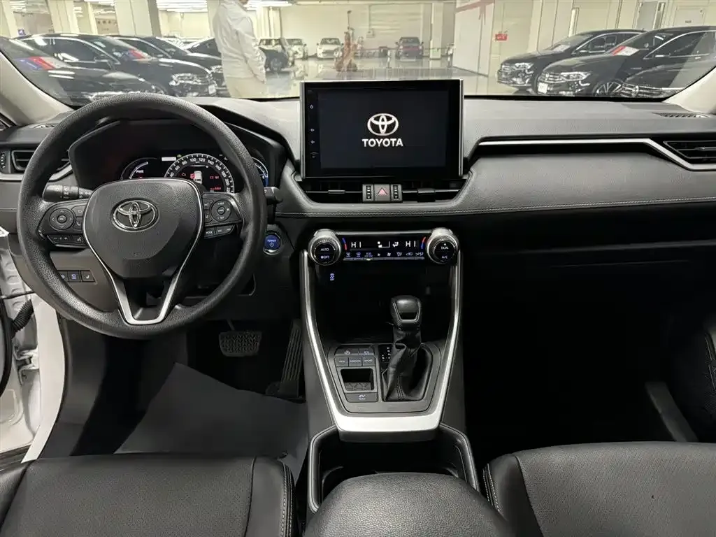Toyota RAV4 2021 из CN, фото 8