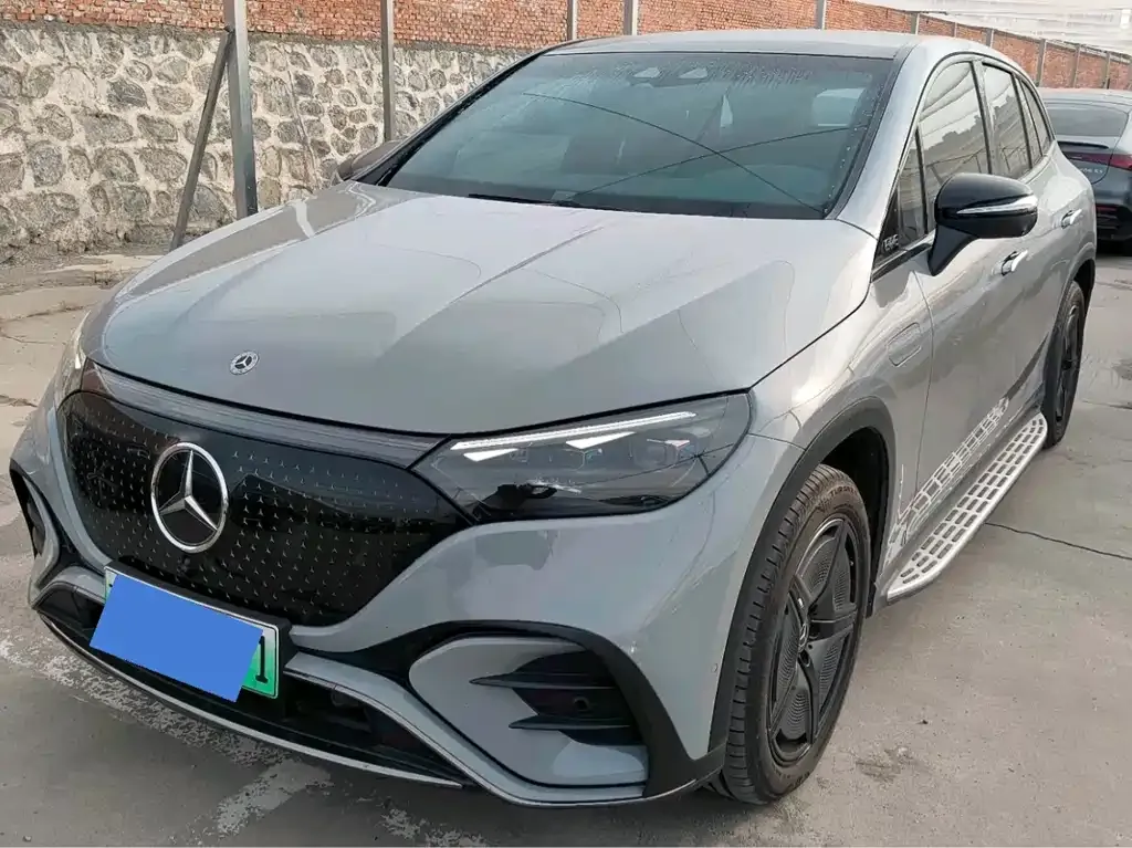 Mercedes-Benz EQE SUV 2023 из CN, фото 1