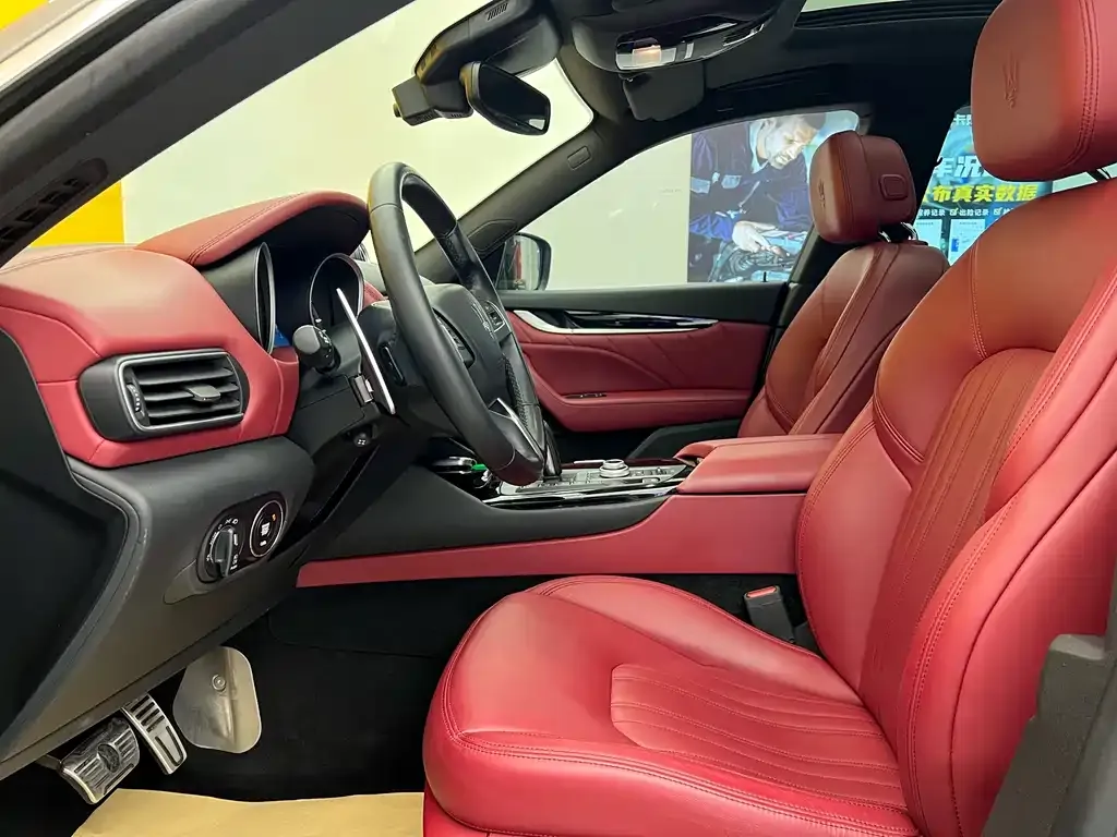 Maserati Levante 2021 из CN, фото 8