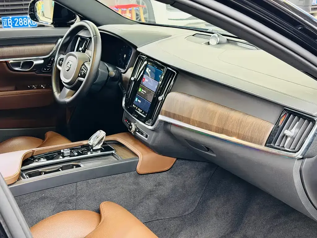 Volvo S90 2023 из CN, фото 7