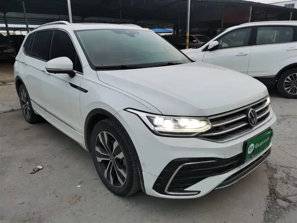 Volkswagen Tiguan L 2022 из CN, фото 3