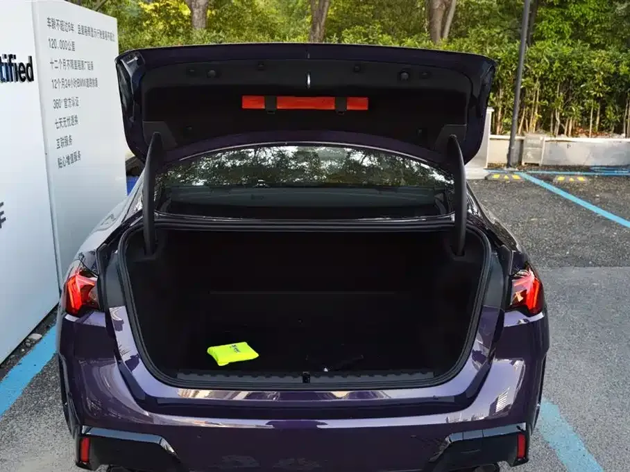 BMW M235L 2026 из CN, фото 3