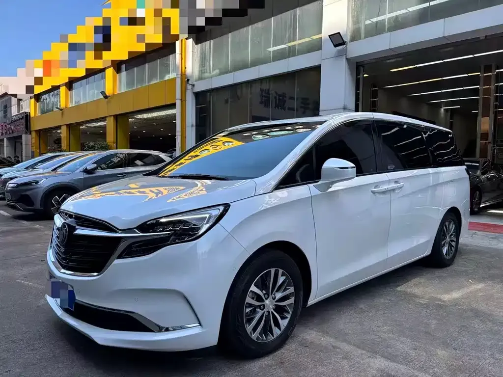 Buick GL8 2021 из CN, фото 1