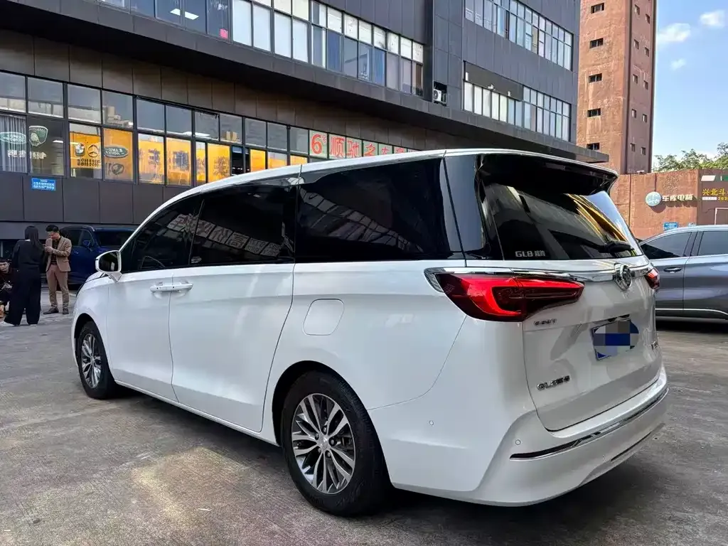 Buick GL8 2021 из CN, фото 4