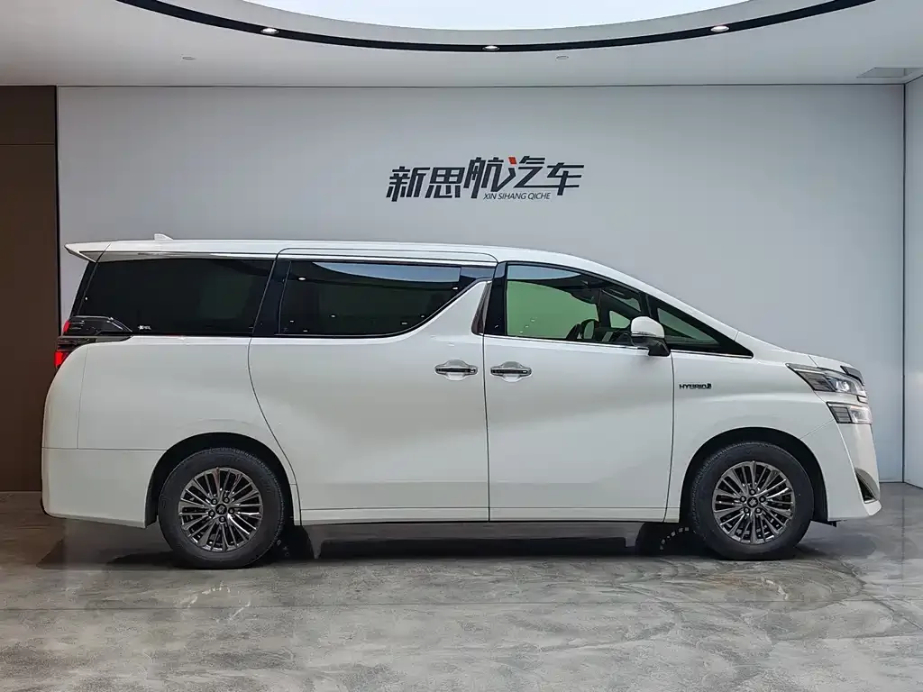 Toyota Vellfire 2022 из CN, фото 5