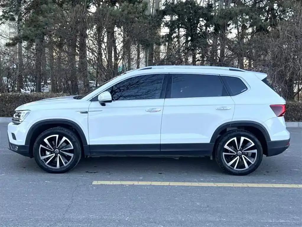 Volkswagen Tharu 2022 из CN, фото 5