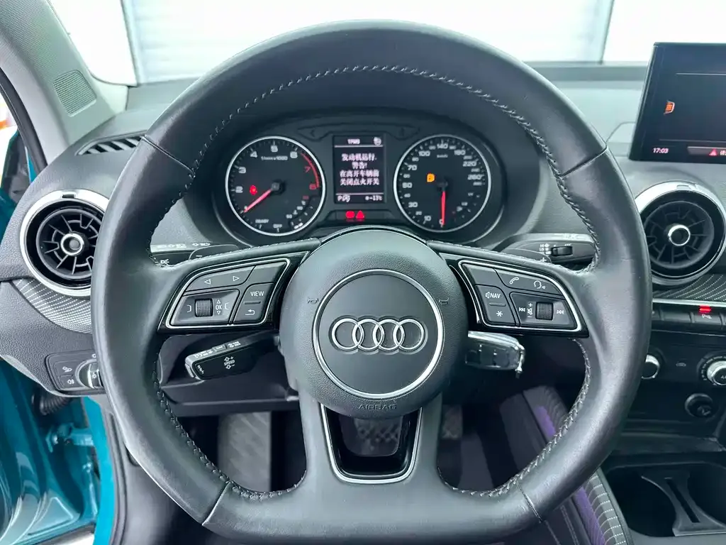 Audi Q2L 2021 из CN, фото 9