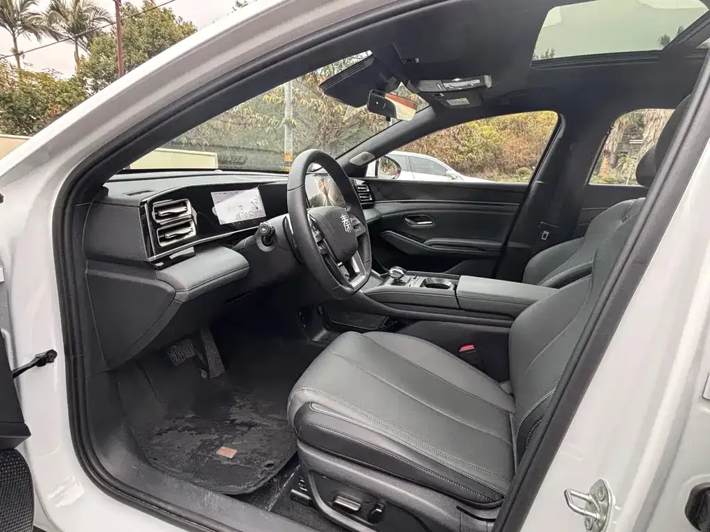 BYD Qin L 2025 из CN, фото 4