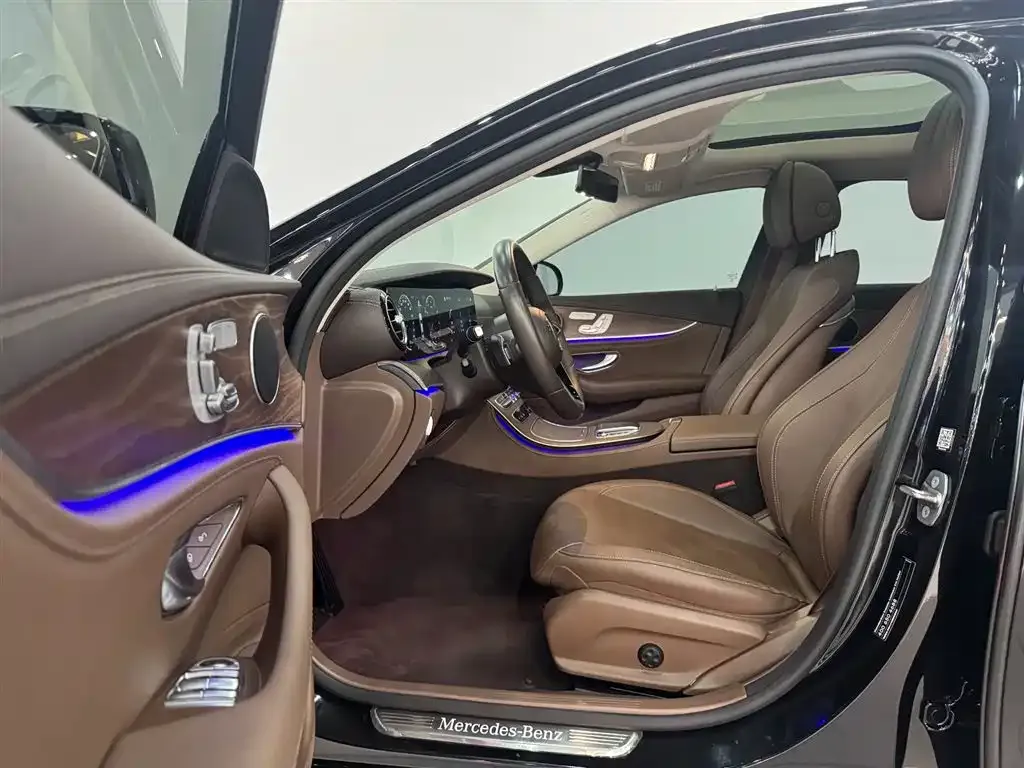 Mercedes-Benz E-Class 2022 из CN, фото 3