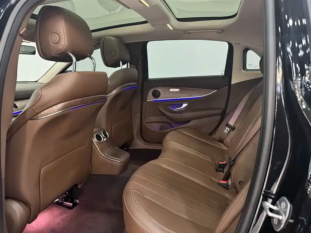 Mercedes-Benz E-Class 2022 из CN, фото 9