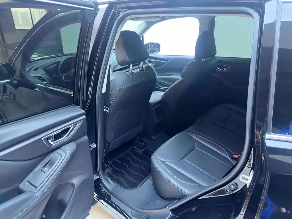 Subaru Forester 2021 из CN, фото 10