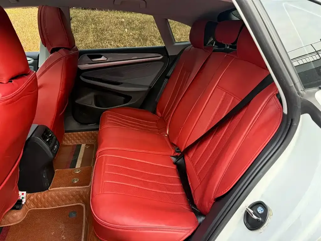Volkswagen Lamando 2024 из CN, фото 3