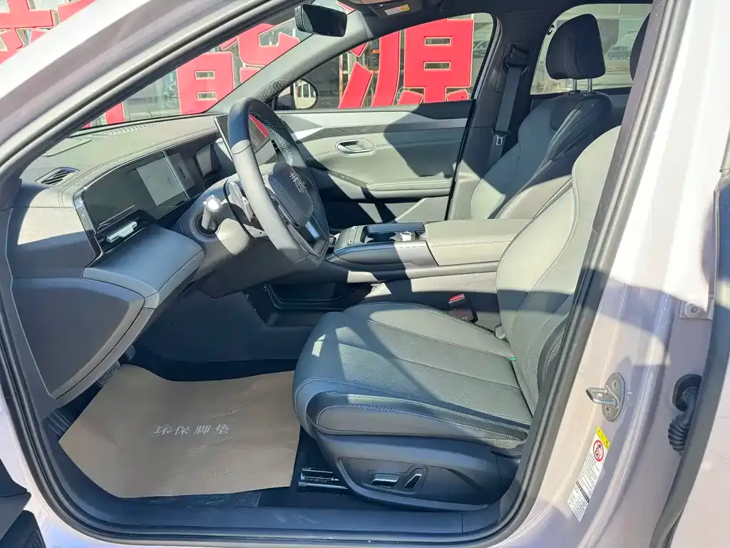 BYD Qin L 2025 из CN, фото 2