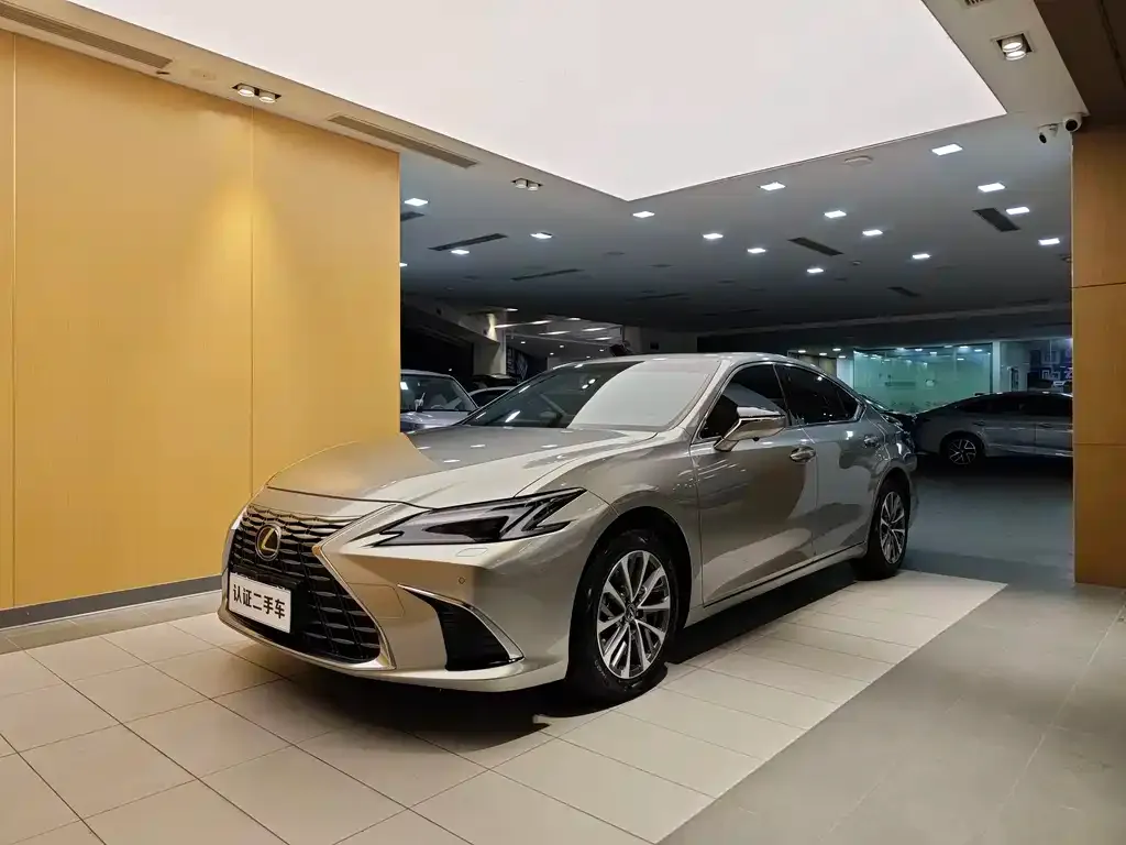 Lexus ES 2025 из CN, фото 1