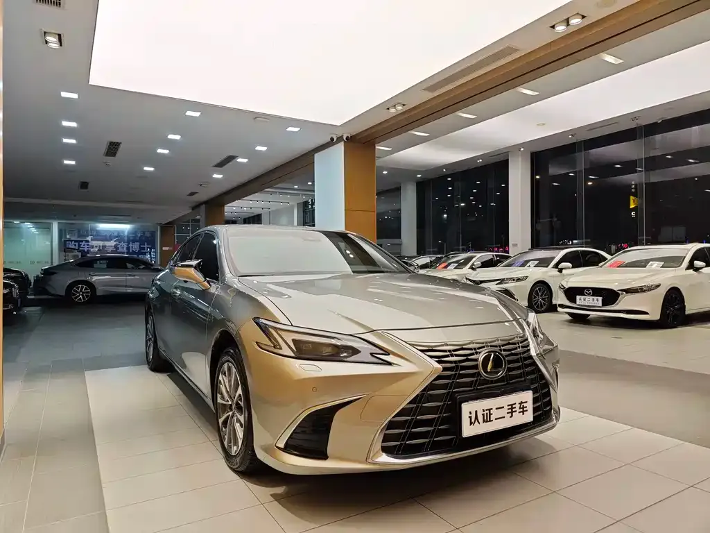 Lexus ES 2025 из CN, фото 9