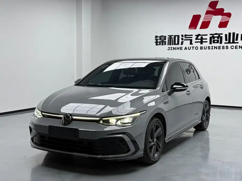 Volkswagen Golf 2023 из CN, фото 1