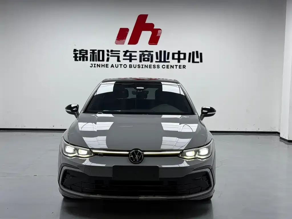 Volkswagen Golf 2023 из CN, фото 5