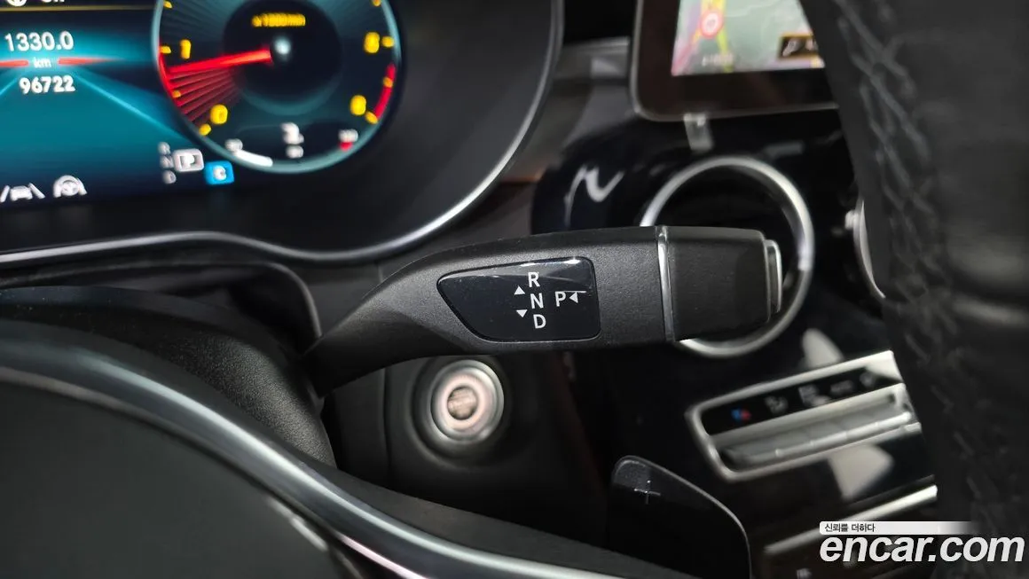 Mercedes-Benz GLC-Class 2021 из KR, фото 2