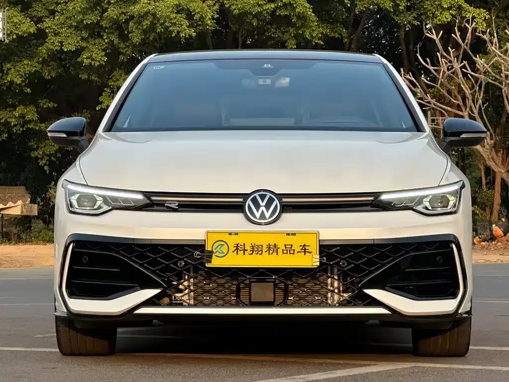 Volkswagen Golf 2025 из CN, фото 3
