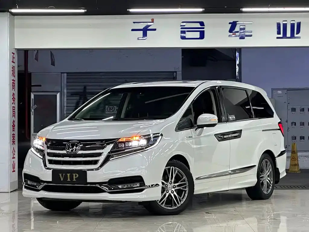 Honda Elysion 2021 из CN, фото 1