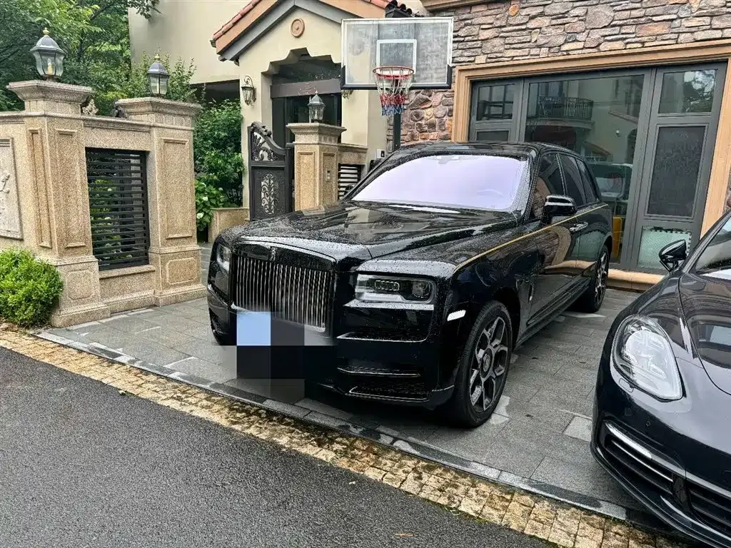 Rolls-Royce Cullinan 2023 из CN, фото 1
