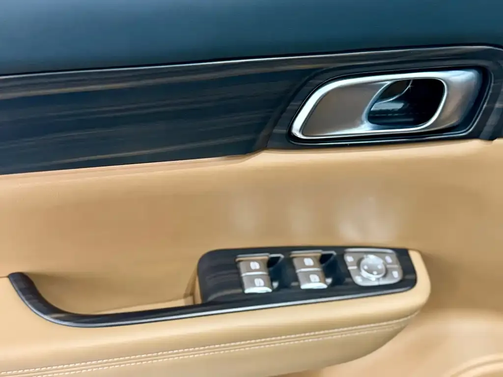 Li Auto ONE 2021 из CN, фото 2