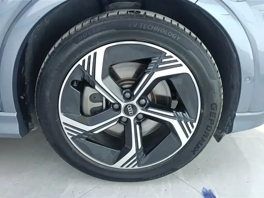Audi Q4 e-tron 2023 из CN, фото 5