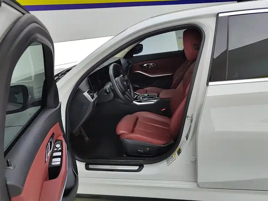 BMW i3 2024 из CN, фото 2