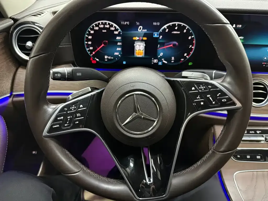 Mercedes-Benz E-Class 2022 из CN, фото 3