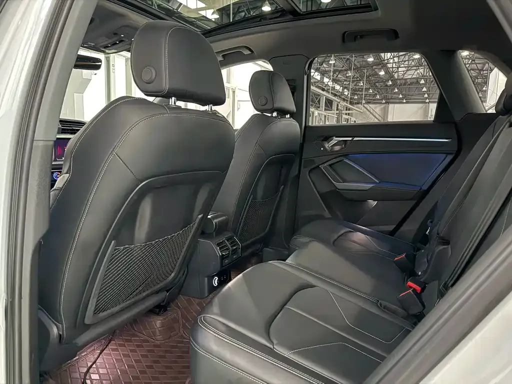 Audi Q3 2024 из CN, фото 10