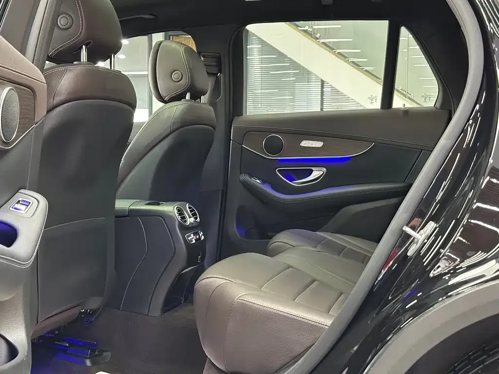 Mercedes-Benz GLC 2023 из CN, фото 3