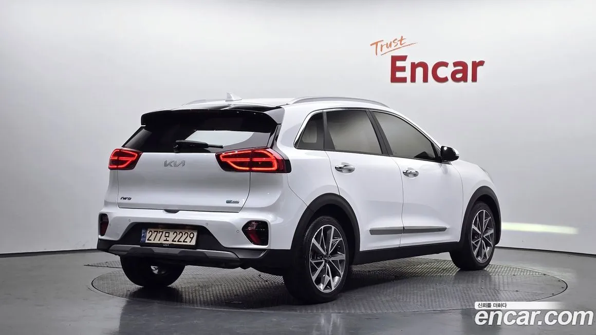 Kia Niro — фото 3