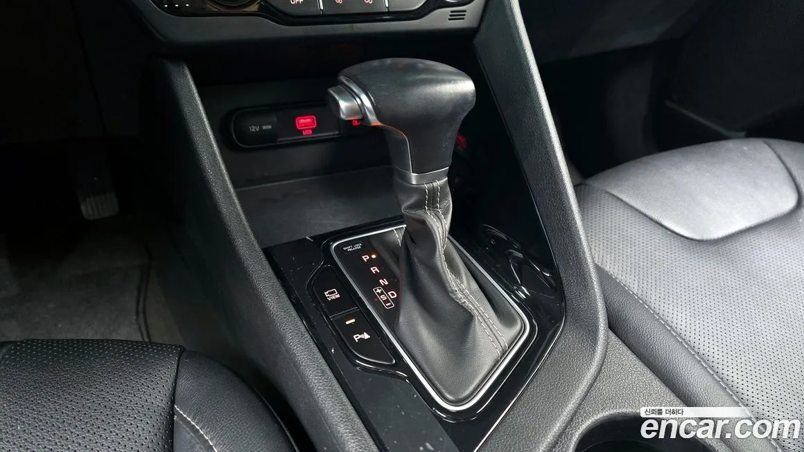 Kia Niro — фото 10