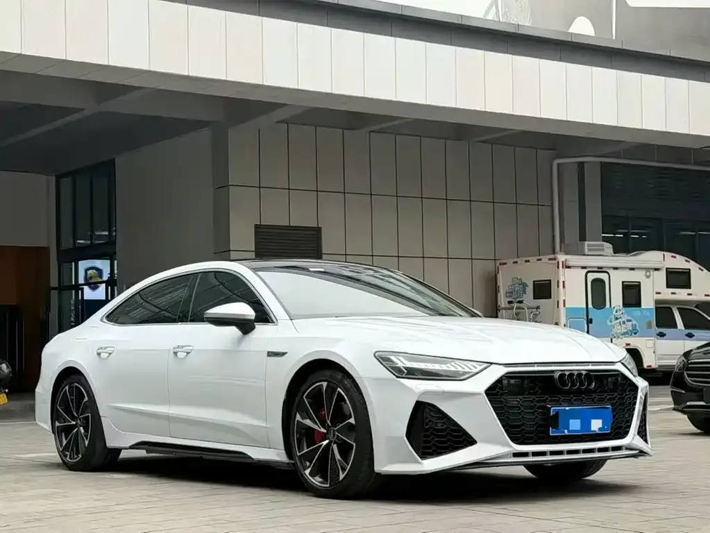Audi A7L 2022 из CN, фото 4