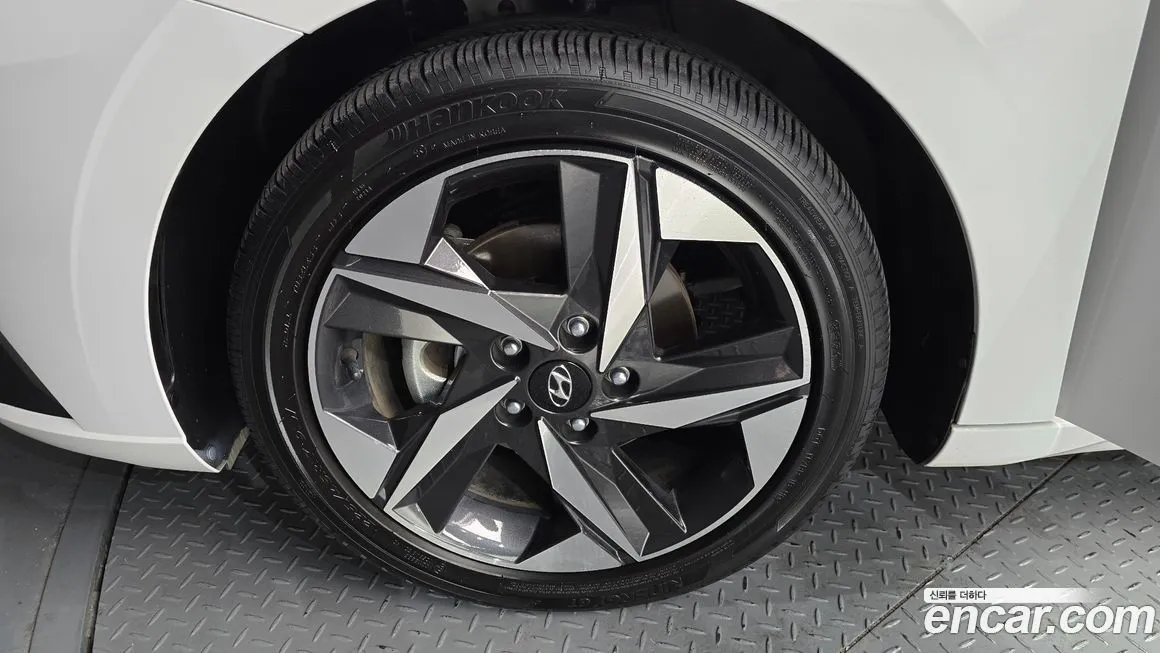 Hyundai AVANTE — фото 4
