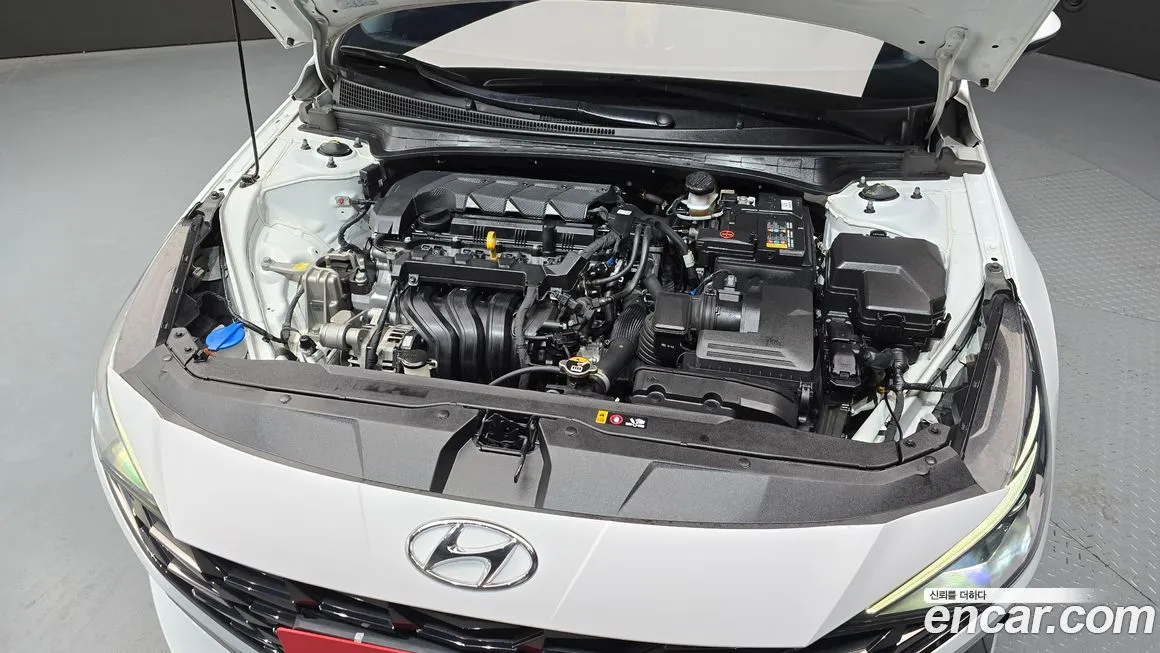 Hyundai AVANTE — фото 8